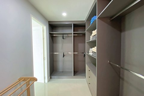 Villa in Hua Hin, Thailand 3 bedrooms № 168285 - photo 20