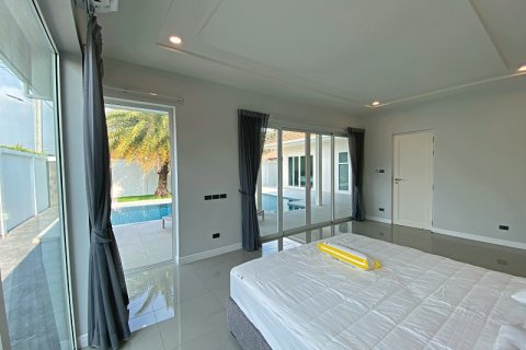 Villa in Hua Hin, Thailand 3 bedrooms № 168285 - photo 16