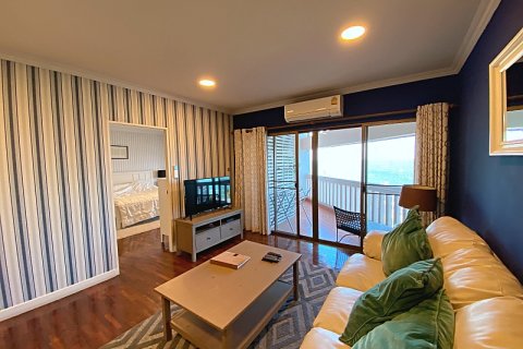 Condo in Hua Hin, Thailand, 2 bedrooms  № 168287 - photo 8