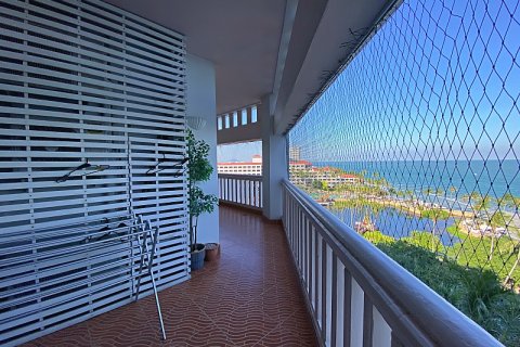 Condo in Hua Hin, Thailand, 2 bedrooms  № 168287 - photo 19