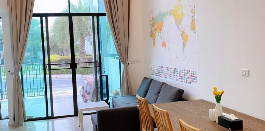 Townhouse à Bang Khen, Bangkok, Thaïlande 5 chambres № 141950