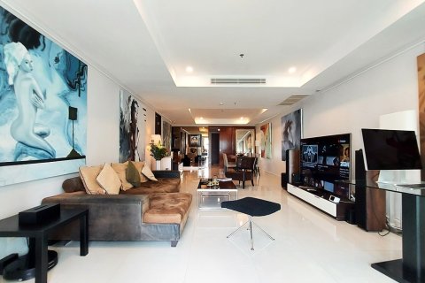 Condo à Watthana, Bangkok, Thaïlande, 2 chambres № 201074 - photo 6