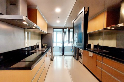 Condo à Watthana, Bangkok, Thaïlande, 2 chambres № 201074 - photo 4