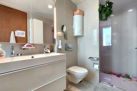 Condo à Watthana, Bangkok, Thaïlande, 3 chambres № 201077 - photo 5