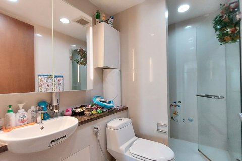 Condo à Watthana, Bangkok, Thaïlande, 3 chambres № 201077 - photo 12