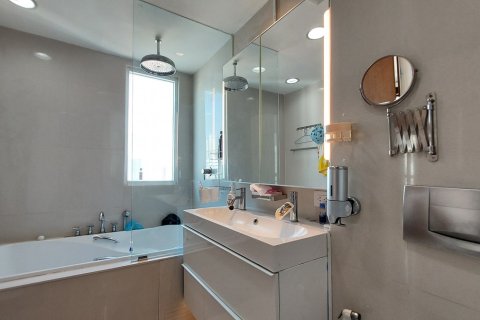 Condo à Watthana, Bangkok, Thaïlande, 3 chambres № 201077 - photo 6