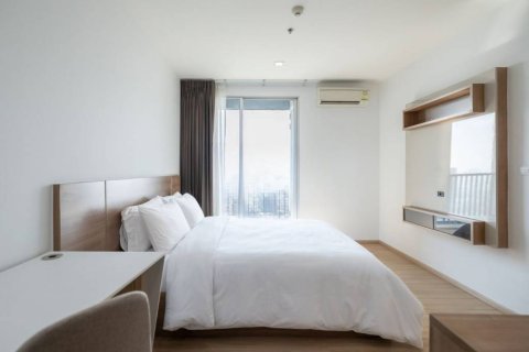 Кондоминиум с 1 спальней в Бангкоке, Таиланд № 172901 - фото 6