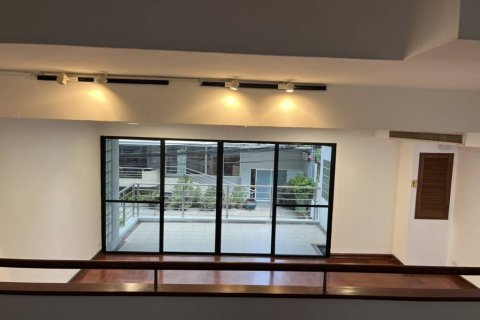 Townhouse à Bangkok, Thaïlande 4 chambres № 156331 - photo 3