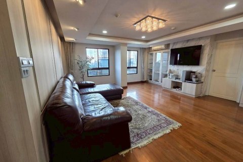 Пентхаус в Ян Наве, Бангкок, Таиланд с 3 спальнями  № 155870 - фото 2