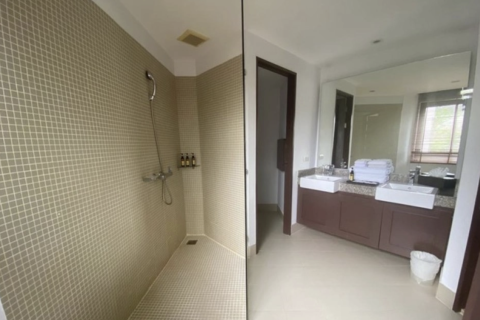 Condo à Phuket, Thaïlande, 2 chambres  № 155871 - photo 12