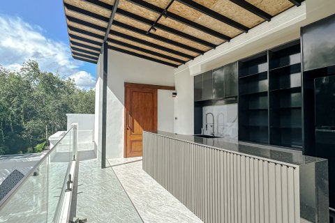 Villa in Phuket, Thailand 4 bedrooms № 141624 - photo 24