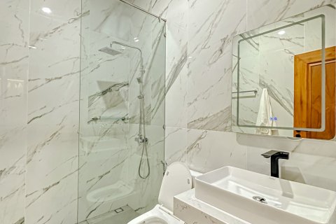 Villa in Phuket, Thailand 4 bedrooms № 141624 - photo 20