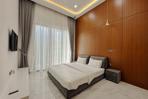 Villa in Phuket, Thailand 4 bedrooms № 141624 - photo 18