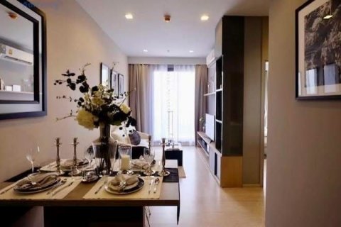 Condo in Watthana, Bangkok, Thailand, 2 bedrooms  № 137622 - photo 1