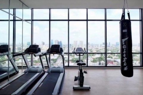 Condo in Watthana, Bangkok, Thailand, 2 bedrooms  № 137622 - photo 11