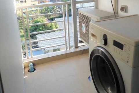 Condo à Chatuchak, Bangkok, Thaïlande, 2 chambres  № 139758 - photo 13