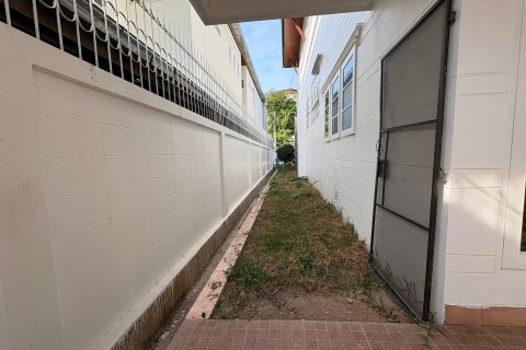 Дом в Паттайе, Таиланд с 9 комнатами  № 164042 - фото 19