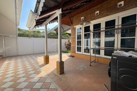 Дом в Паттайе, Таиланд с 9 комнатами  № 164042 - фото 15