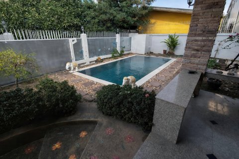 Дом в Паттайе, Таиланд с 9 комнатами  № 164042 - фото 8