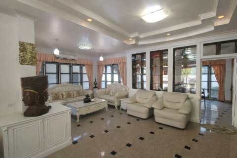 Дом в Паттайе, Таиланд с 9 комнатами  № 164042 - фото 23