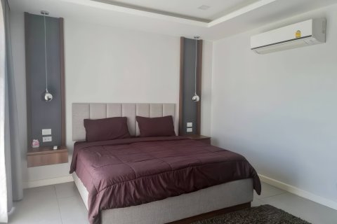 House in Pattaya, Thailand 4 bedrooms № 164044 - photo 15