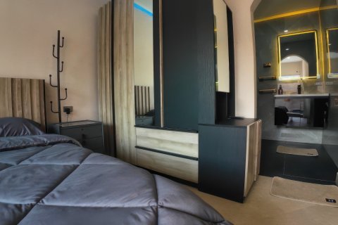 House in Pattaya, Thailand 4 bedrooms № 164043 - photo 16