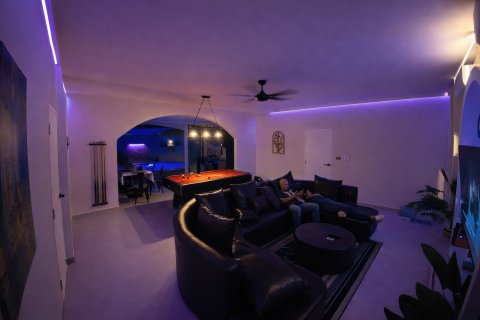 House in Pattaya, Thailand 4 bedrooms № 164043 - photo 12