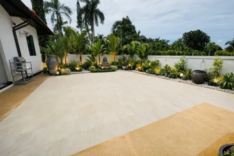 Villa in Pattaya, Thailand 8 bedrooms № 164045 - photo 25