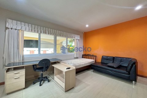 House in Pattaya, Thailand 5 bedrooms № 201866 - photo 26