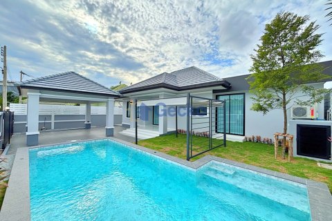House in Pattaya, Thailand 3 bedrooms № 201865