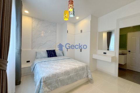 House in Pattaya, Thailand 3 bedrooms № 201865 - photo 23