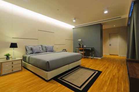 Apartment in Bangkok, Thailand 2 bedrooms № 181192 - photo 6