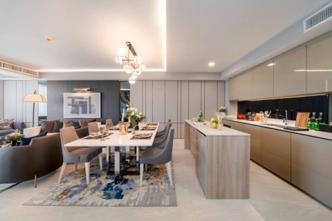 Condo in Bangkok, Thailand, 3 bedrooms  № 181197 - photo 7