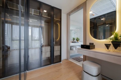 Condo in Bangkok, Thailand, 3 bedrooms  № 181197 - photo 21