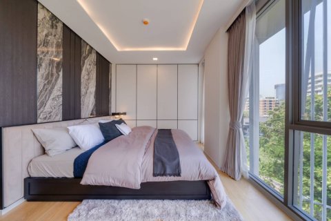 Condo in Bangkok, Thailand, 3 bedrooms  № 181197 - photo 14