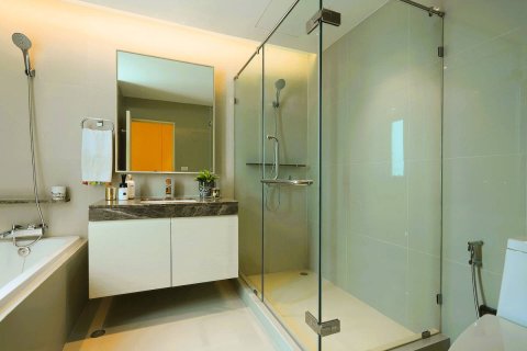 Apartment in Bangkok, Thailand 3 bedrooms № 181193 - photo 11