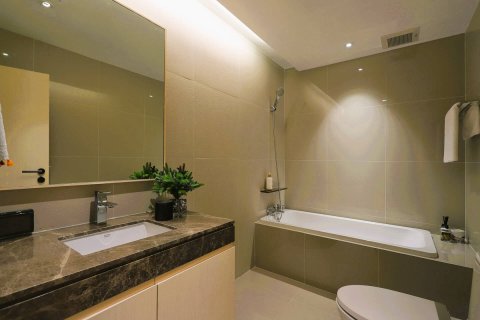 Apartment in Bangkok, Thailand 3 bedrooms № 181193 - photo 8