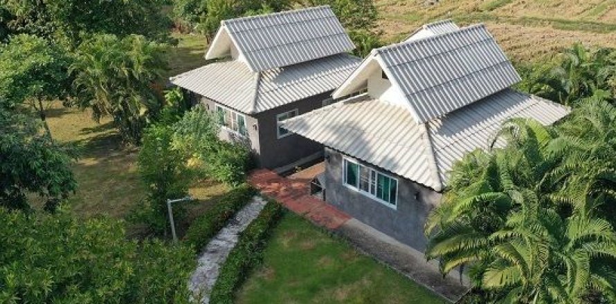 House in Chiang Mai, Thailand 4 bedrooms № 148833