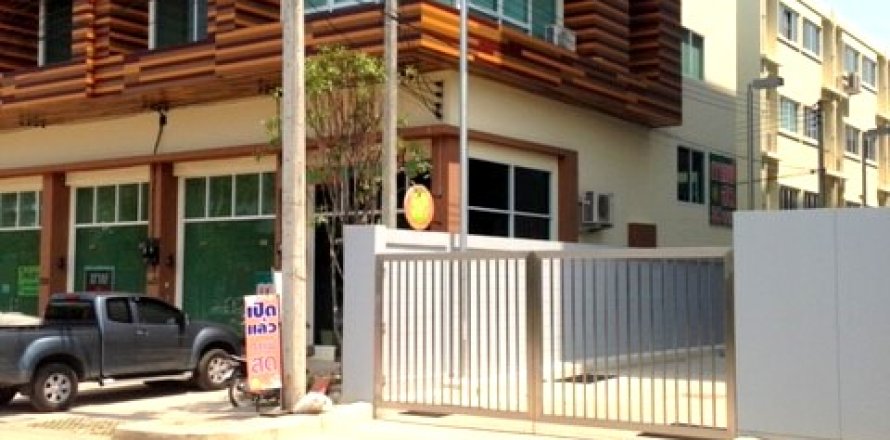 Propriété commerciale à Chiang Mai, Thaïlande 230 m2 № 200461