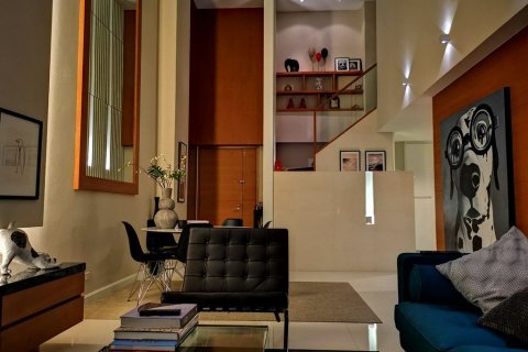 Кондоминиум с 2 спальнями в Патхум Ване, Бангкок, Таиланд № 140207 - фото 1