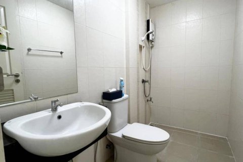 House in Pattaya, Thailand 3 bedrooms № 204550 - photo 15