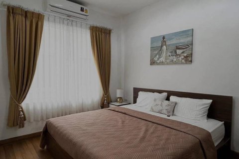 House in Pattaya, Thailand 3 bedrooms № 204550 - photo 14