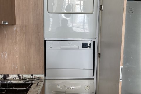 Студия в кондо в Кхлонг Сане, Бангкок, Таиланд № 151419 - фото 11