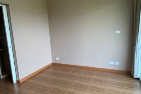 Condo in Phuket, Thailand, 2 bedrooms  № 172926 - photo 4