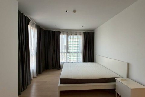 Condo à Bangkok, Thaïlande, 2 chambres  № 172925 - photo 8