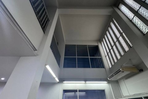 Propriété commerciale à Bangkok, Thaïlande 2000 m2 № 172924 - photo 10