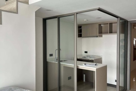 Condo à Chatuchak, Bangkok, Thaïlande, 2 chambres  № 136228 - photo 9