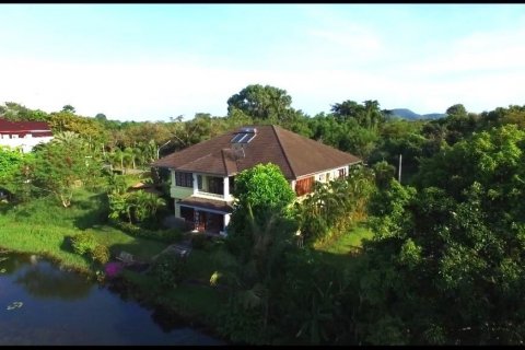 Дуплекс в Кату, Таиланд с 4 спальнями № 136231 - фото 3