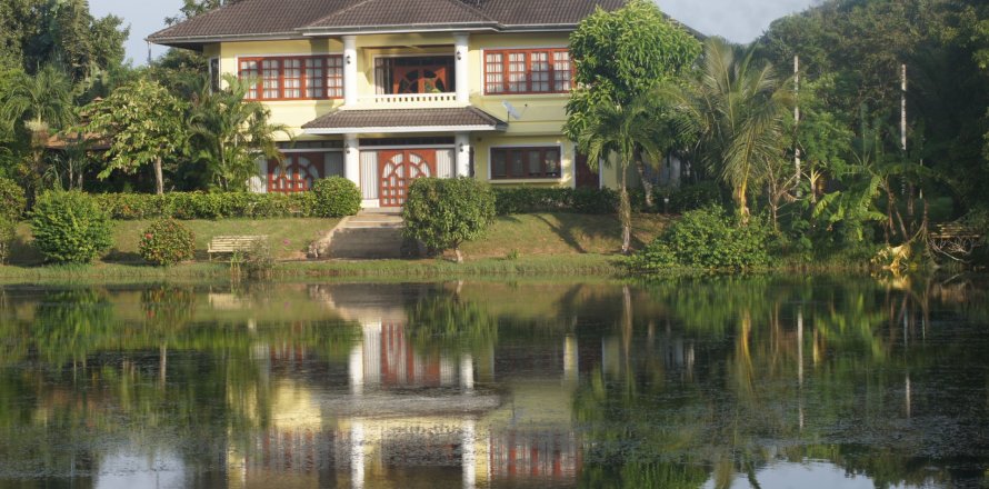 Дуплекс в Кату, Таиланд с 4 спальнями № 136231