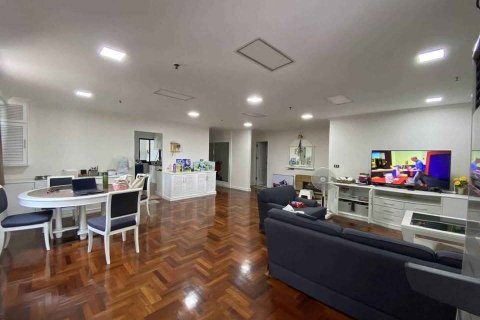 Condo à Watthana, Bangkok, Thaïlande, 2 chambres  № 152704 - photo 2
